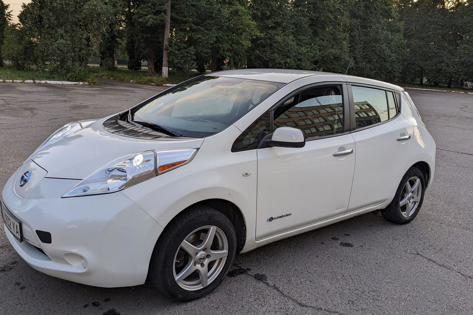 Продам Nissan Leaf AZE0 2017 года в г. Ставище, Киевская область