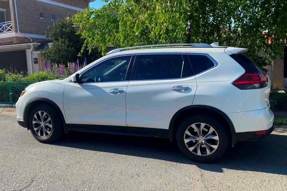 Продам Nissan Rogue 2.5 АТ AWD 2017 года в Одессе