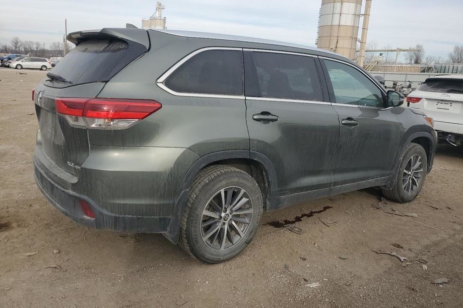 Продам Toyota Highlander 2018 года в Луцке