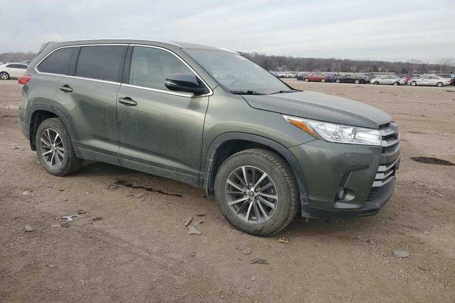 Продам Toyota Highlander 2018 года в Луцке