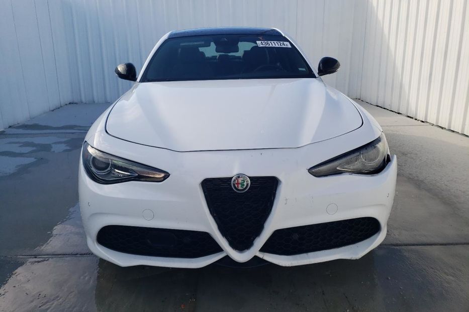 Продам Alfa Romeo Giulia 2023 года в Луцке