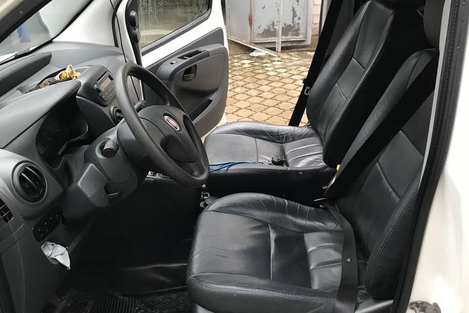 Продам Fiat Fiorino пасс. 1.3 2009 года в Ровно