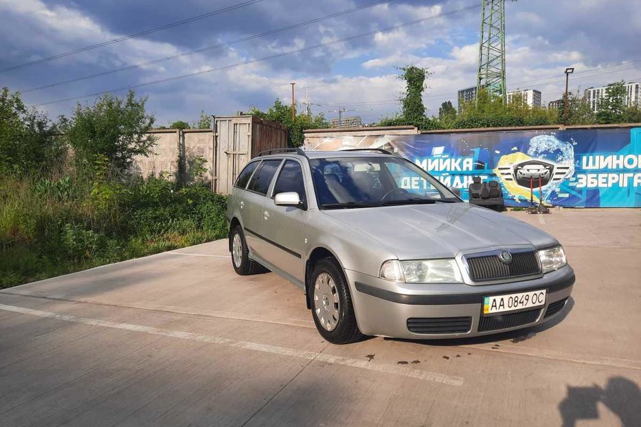 Продам Skoda Octavia Tour 2007 года в Киеве