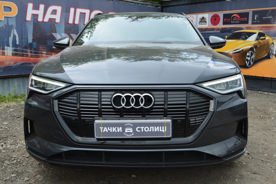 Продам Audi E-Tron 2019 года в Киеве