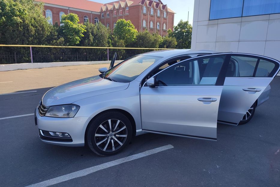 Продам Volkswagen Passat B7 2013 года в Одессе