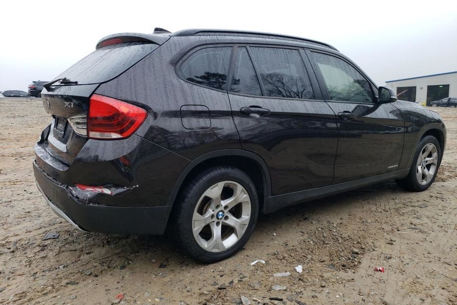 Продам BMW X1 2015 года в Луцке