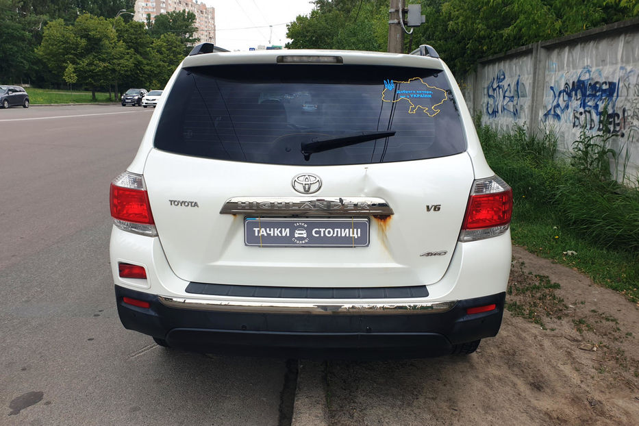 Продам Toyota Highlander 2012 года в Киеве