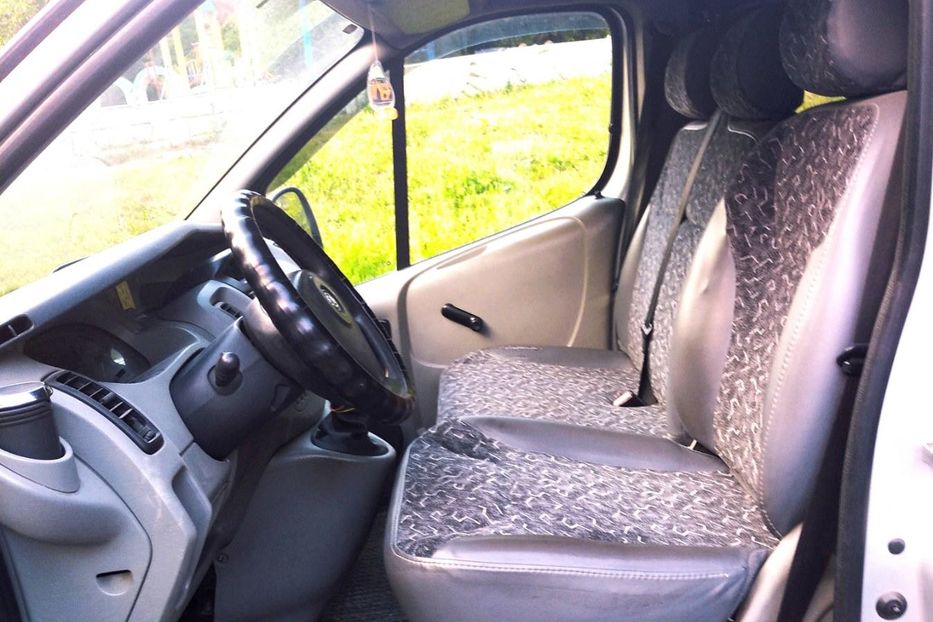 Продам Opel Vivaro пасс. 2006 года в Запорожье