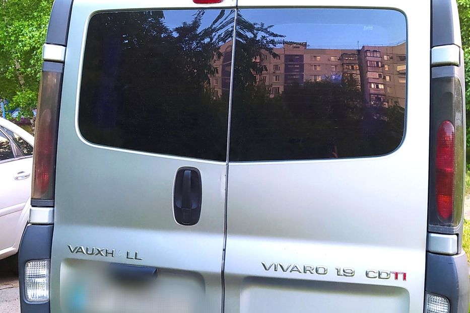 Продам Opel Vivaro пасс. 2006 года в Запорожье