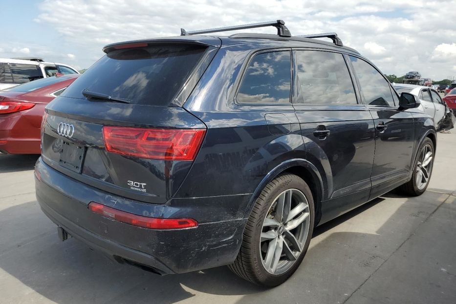 Продам Audi Q7 2018 года в Луцке