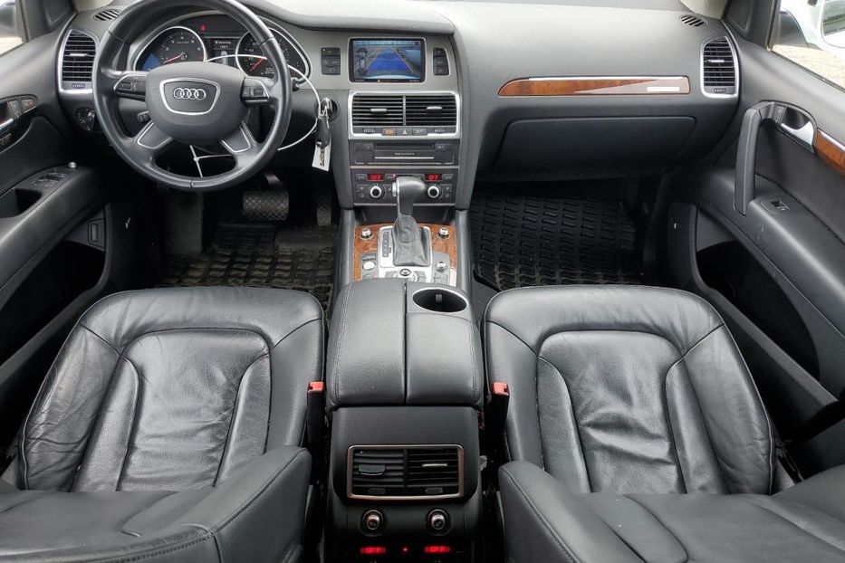 Продам Audi Q7 2015 года в Луцке