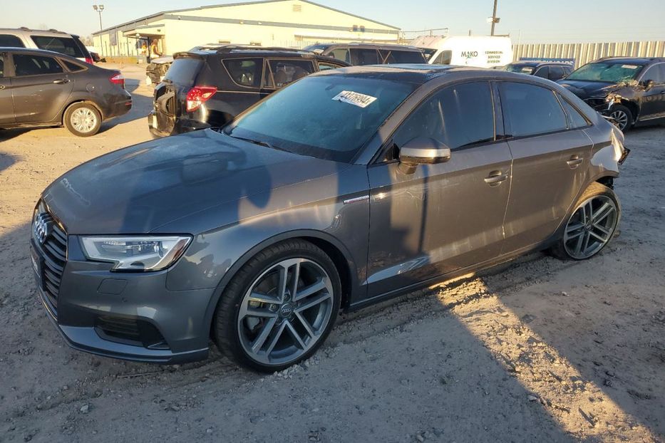 Продам Audi A3 2020 года в Луцке