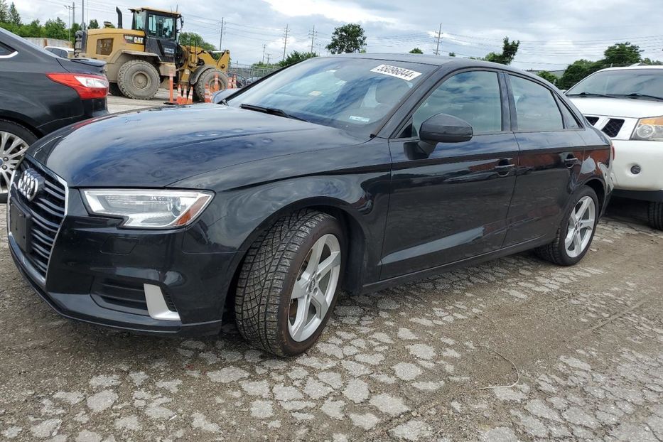 Продам Audi A3 2019 года в Луцке