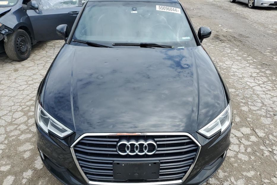 Продам Audi A3 2019 года в Луцке