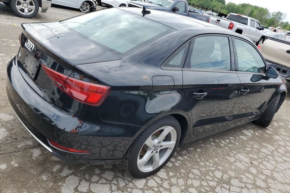 Продам Audi A3 2019 года в Луцке