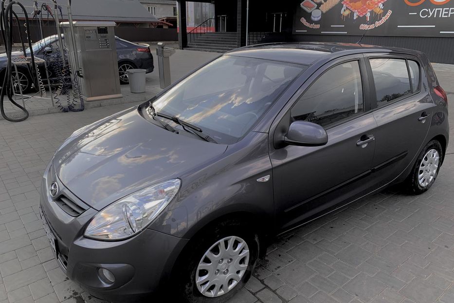 Продам Hyundai i20 2011 года в г. Перечин, Закарпатская область