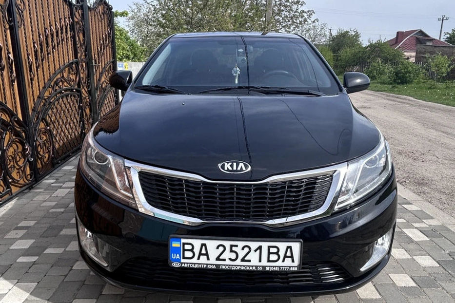 Продам Kia Rio 2013 года в г. Знаменка, Кировоградская область