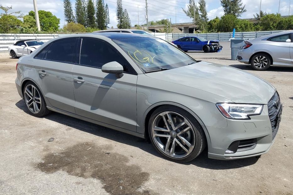 Продам Audi A3 2020 года в Киеве