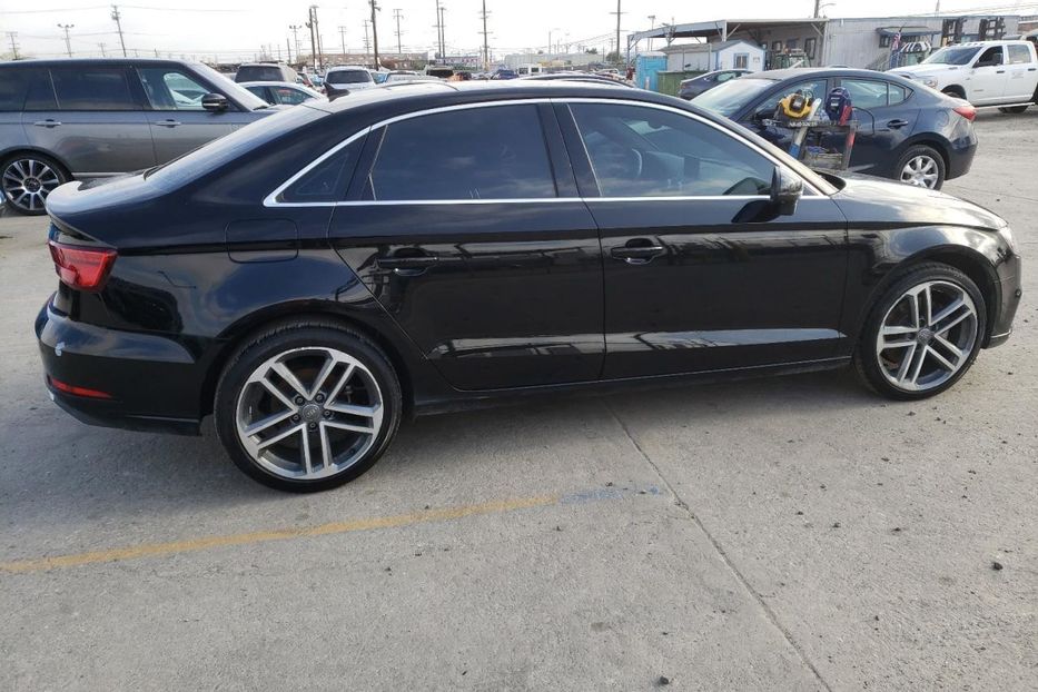 Продам Audi A3 2019 года в Луцке