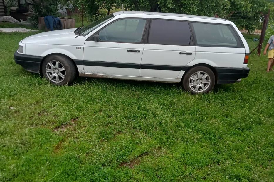 Продам Volkswagen Passat B3 1993 года в г. Межевая, Днепропетровская область