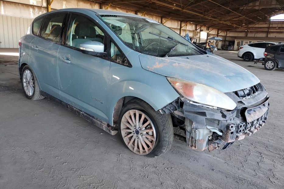 Продам Ford C-Max 2014 года в Луцке