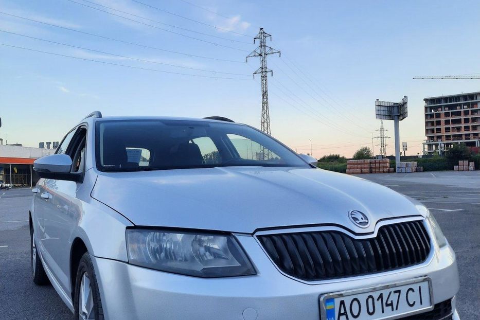 Продам Skoda Octavia A7 Стиль 2014 года в Ужгороде