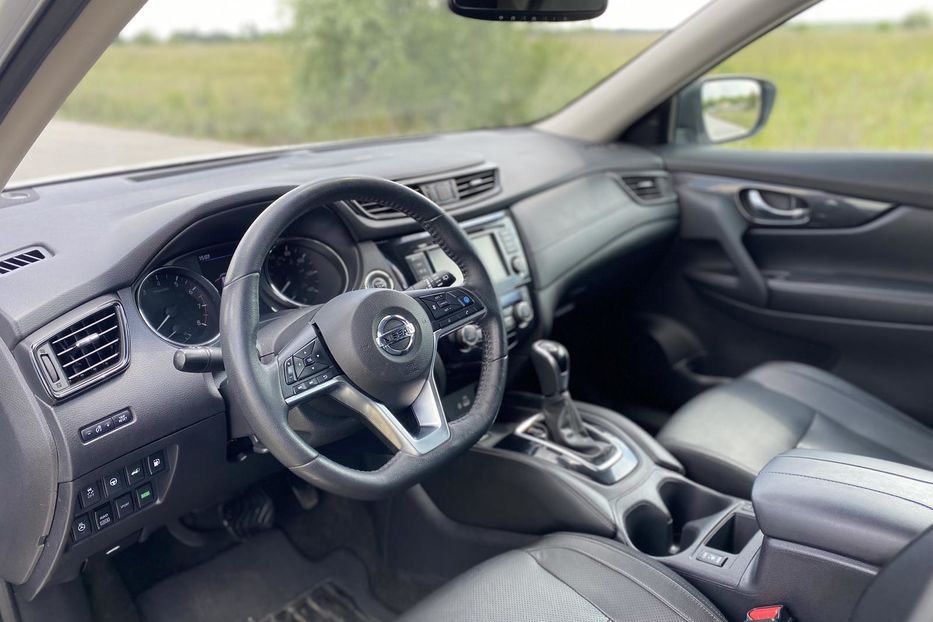 Продам Nissan Rogue SL 2019 года в Киеве