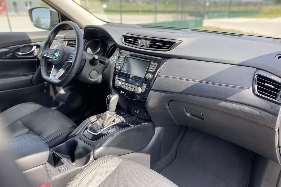 Продам Nissan Rogue SL 2019 года в Киеве