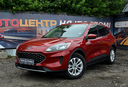 Продам Ford Escape 2020 года в Киеве