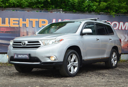 Продам Toyota Highlander 2012 года в Киеве