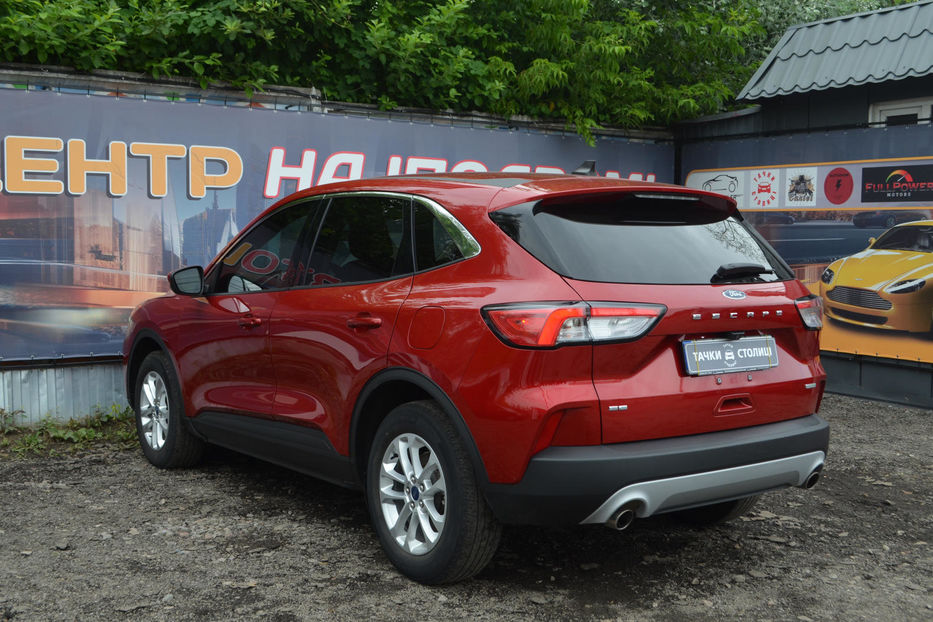 Продам Ford Escape 2020 года в Киеве