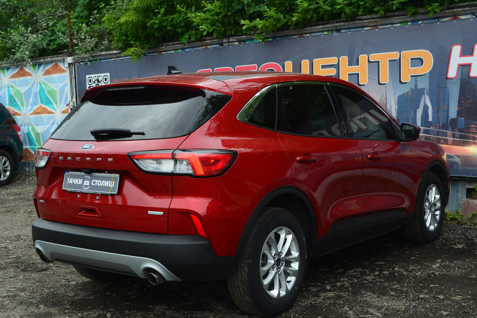 Продам Ford Escape 2020 года в Киеве