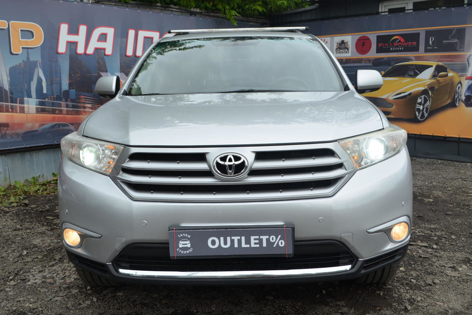 Продам Toyota Highlander 2012 года в Киеве