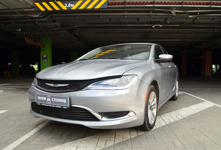 Продам Chrysler 200 2014 года в Киеве