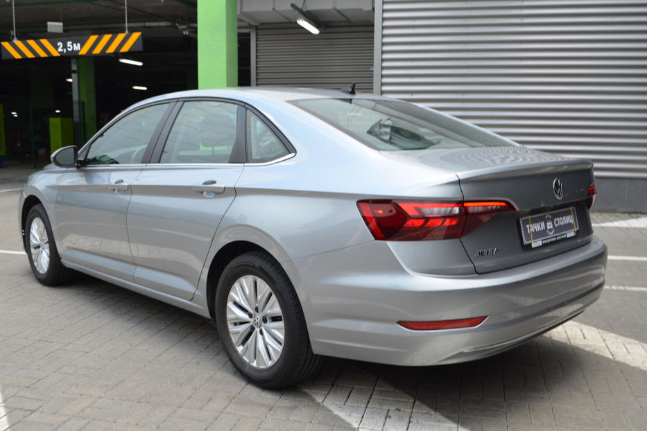 Продам Volkswagen Jetta 2020 года в Киеве