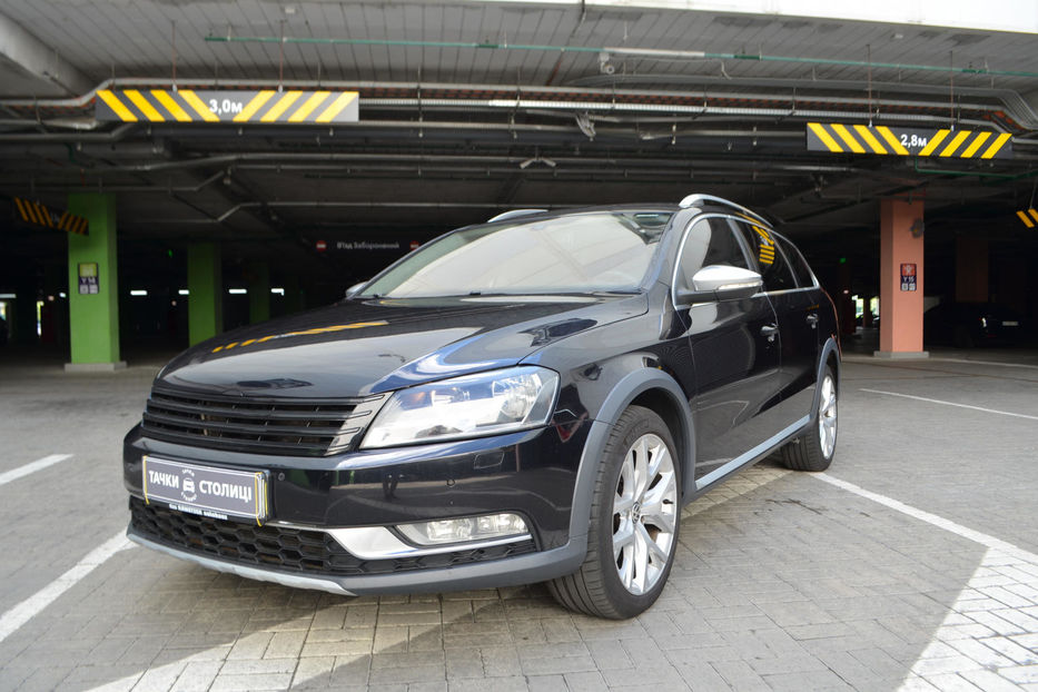 Продам Volkswagen Passat Alltrack 2012 года в Киеве