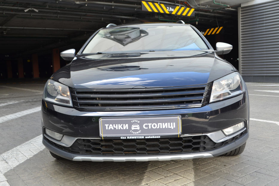 Продам Volkswagen Passat Alltrack 2012 года в Киеве