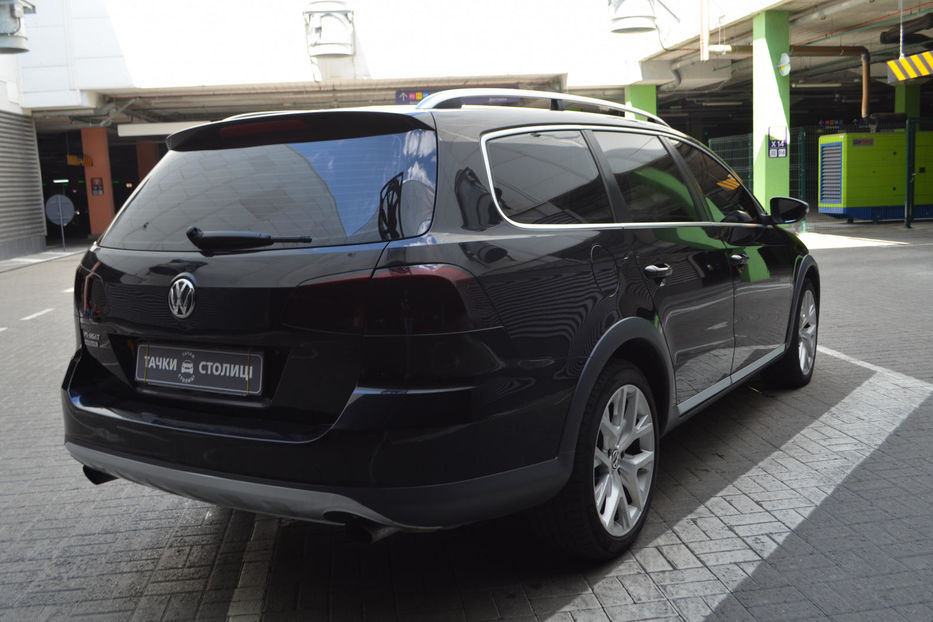 Продам Volkswagen Passat Alltrack 2012 года в Киеве