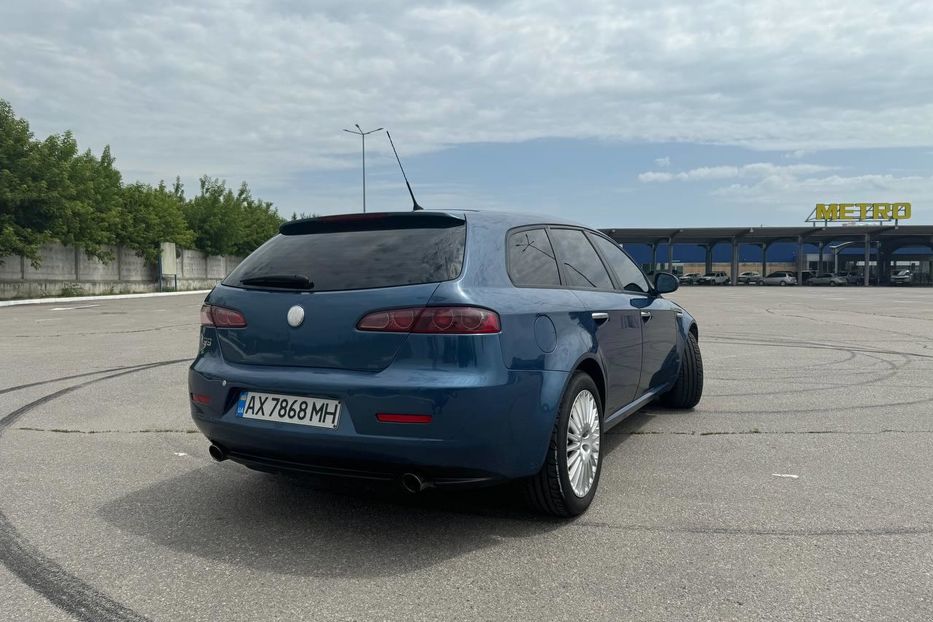 Продам Alfa Romeo 159 2006 года в Харькове