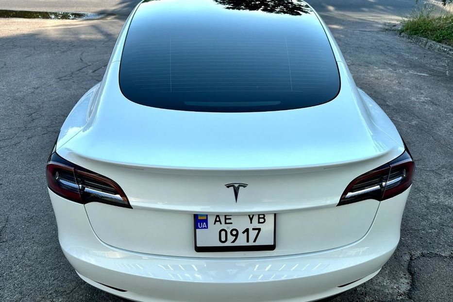 Продам Tesla Model 3 3 покоління 2023 года в Днепре