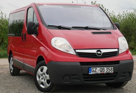 Продам Opel Vivaro пасс. 2013 года в Киеве