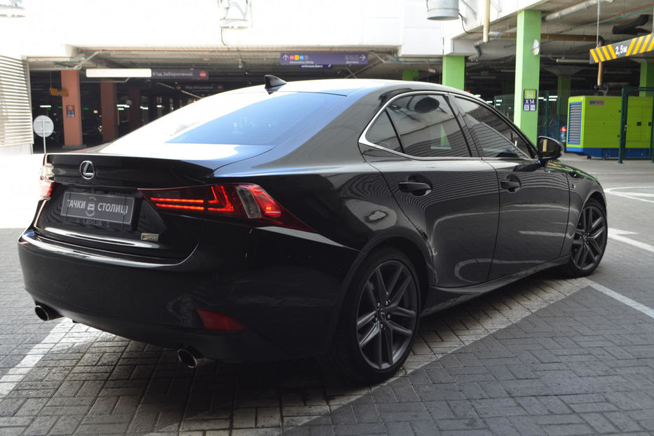 Продам Lexus IS 250 2013 года в Киеве