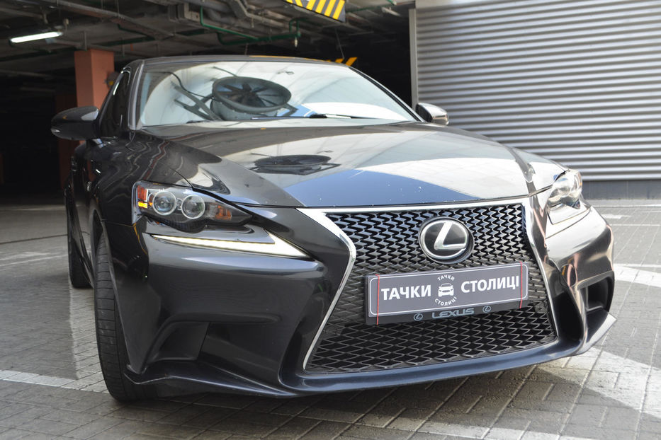 Продам Lexus IS 250 2013 года в Киеве