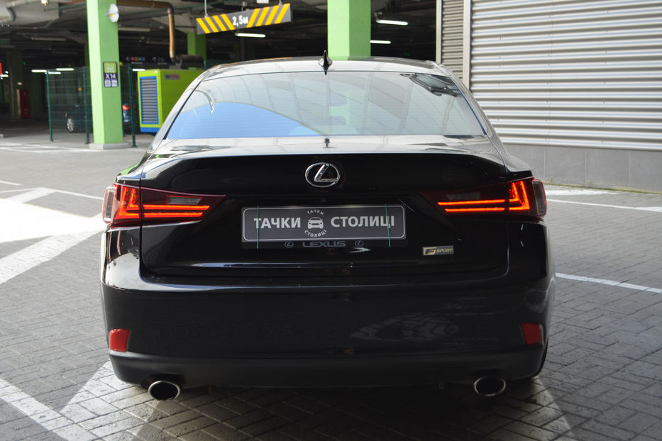 Продам Lexus IS 250 2013 года в Киеве