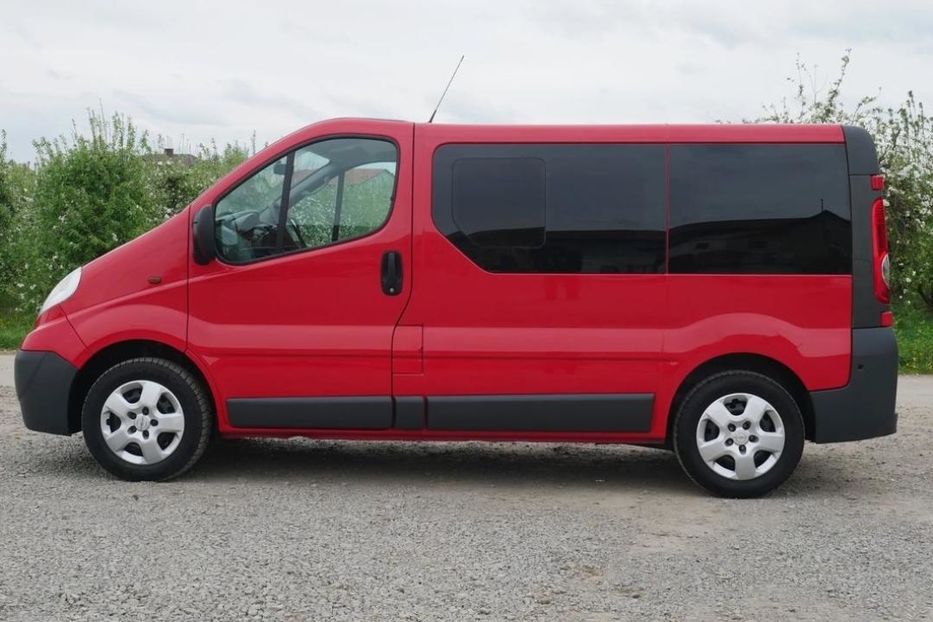 Продам Opel Vivaro пасс. 2013 года в Киеве