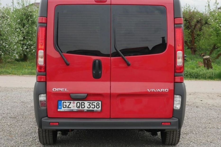 Продам Opel Vivaro пасс. 2013 года в Киеве