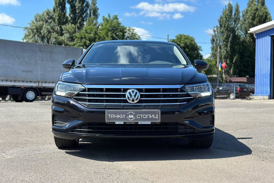 Продам Volkswagen Jetta 2021 года в Киеве