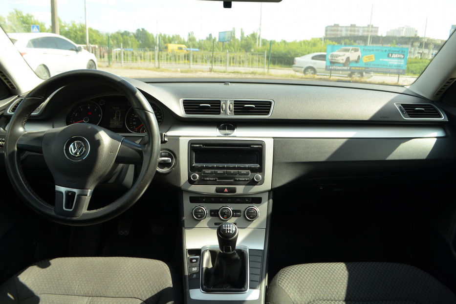 Продам Volkswagen Passat B7 2012 года в Киеве