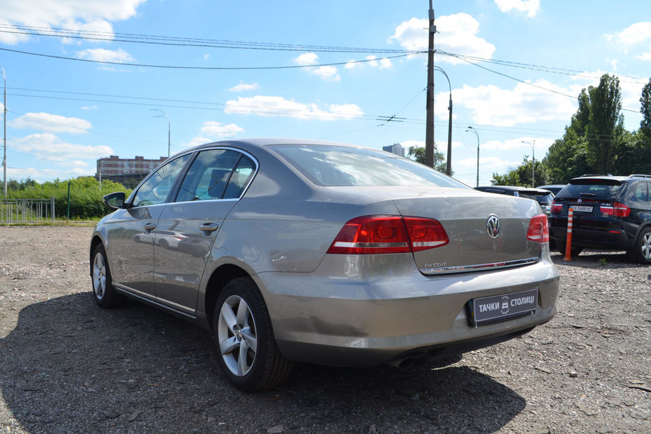 Продам Volkswagen Passat B7 2012 года в Киеве