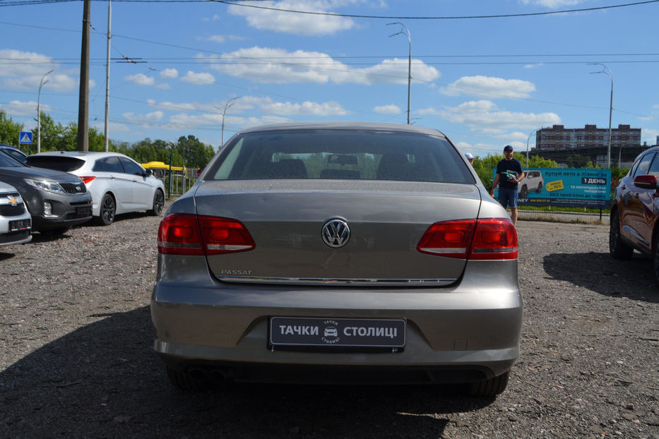 Продам Volkswagen Passat B7 2012 года в Киеве